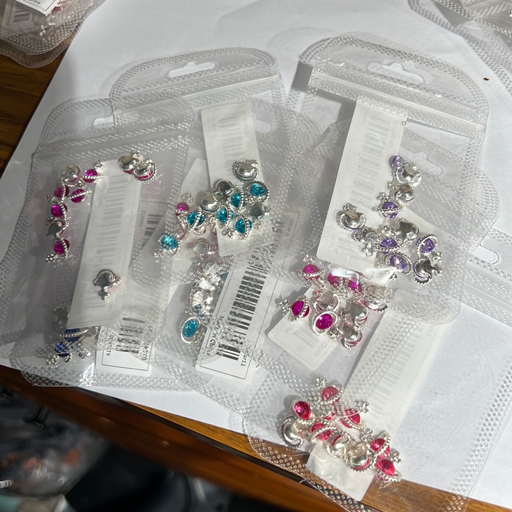 Nails art charm